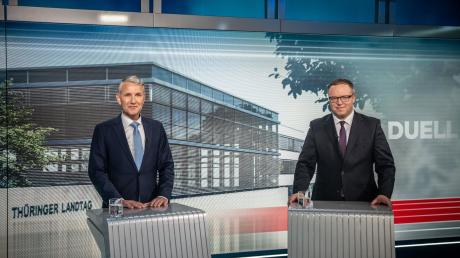 Das TV-Duell der Spitzenkandidaten für die Landtagswahl in Thüringen: Björn Höcke (AfD, l) und Mario Voigt (CDU).