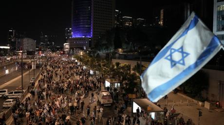 Protestzug in Tel Aviv gegen die Regierung des israelischen Premierministers Netanjahu.