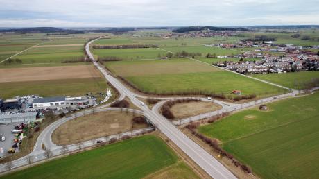 Für den autobahnähnlichen Ausbau der B12 zwischen Untergermaringen und Hirschzell (hier die Anschlussstelle bei Obergermaringen, rechts) laufen die Detailplanungen.
