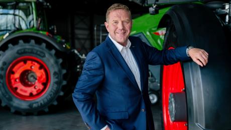 Christoph Gröblinghoff ist seit 2020 Vorsitzender der Geschäftsführung von AGCO/Fendt. Der gelernte Landwirt ist bereits seit 2014 im Unternehmen AGCO tätig.