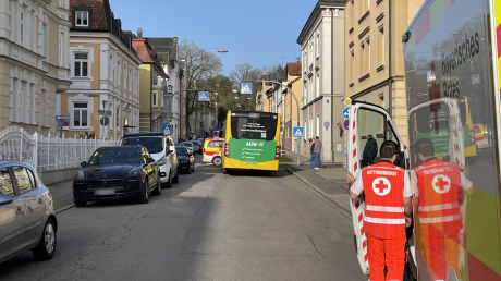 In Kempten hat sich heute Morgen ein Unfall mit einen Schulbus ereignet.