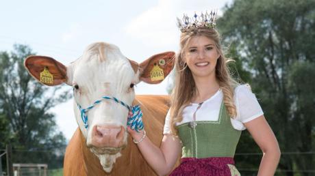 Veronika Gschoßmann aus Unterschönbach (Markt Kühbach) ist die aktuell noch amtierende Bayerische Milchkönigin. Nächste Woche wird sie ihre Krone weitergeben.