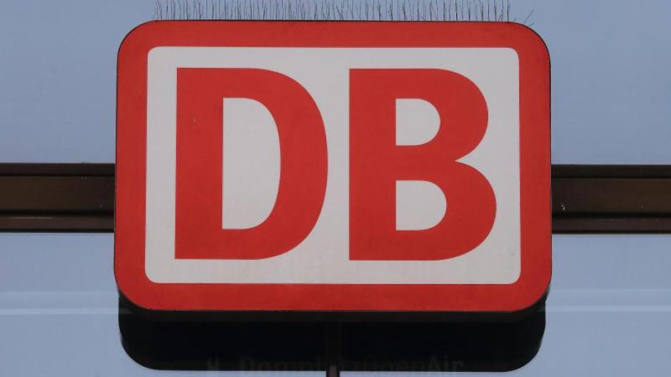 Deutsche Bahn Deutsche Bahn Macht Werbung Mit Schwulem Fußballer