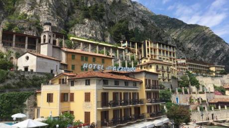 Das Hotel l'Azzurro gehört definitiv nicht zu den exklusivsten Hotels am Gardasee. Hat aber dennoch einiges bieten. 