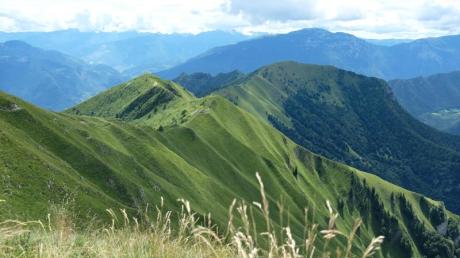 Der Tennosee liegt im Trentino - einer Traumregion für Wanderer.