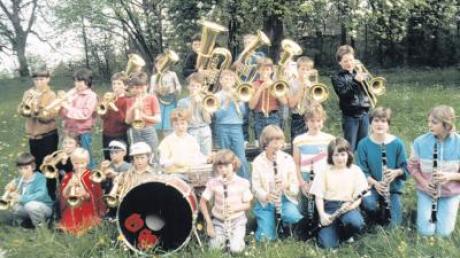 Gründungsfoto des Musikvereins Obermeitingen 1986. 