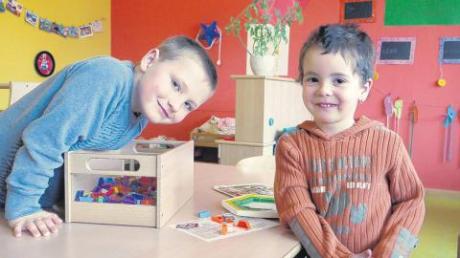 Jacob (links) und Luca freuen sich schon auf ihren neuen Kindergarten. 