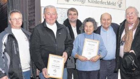 Die Geehrten mit den ersten Gratulanten: (von links) Maik Uster, Anton Schweier (60 Jahre), Michael Erhard, Ingeborg Caspers (40 Jahre), Herbert Dollansky und Egon Wille (60 Jahre).