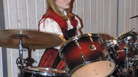 Theresa Gansler ließ mit einem selbst geschriebenen Drummer-Solo aufhorchen.