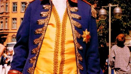 Als Schauspieler schlüpfte Löscher bei einem Stadtfest in Hannover in die Rolle des Grafen Rumford. In Königsbrunn wird er als Johann Sebastian Bach auftreten.