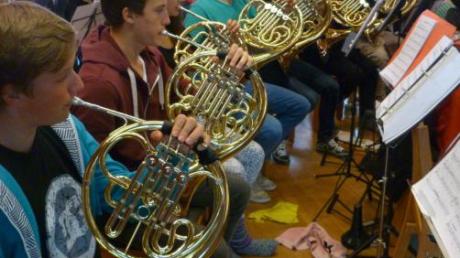 Über 90 junge Musiker probten zuletzt für das Konzert am kommenden Sonntag.  