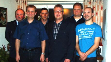 Das Vorstandsteam der Feuerwehr: (von links) Hans Ellenrieder, Harald Bauer, Klaus Brecheisen, Klaus Bronner, Florian Brecheisen und Markus Paun.  