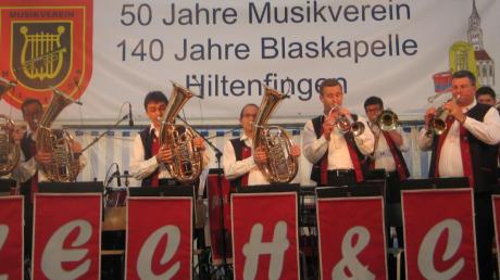 Mit einem Festwochenende wurde in Hiltenfingen das Doppeljubiläum 50 Jahre Musikverein und 140 Jahre Musikkapelle Hiltenfingen gefeiert.   

