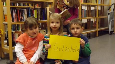 Nicht nur Kinder besuchen gerne die Gemeindebücherei Walkertshofen. Auch für Erwachsene werden Bücher für jeden Geschmack angeboten. 
