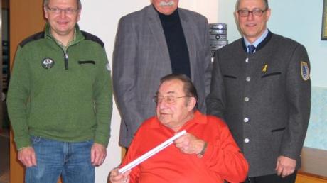 Werner Mayr wurde für 50-jährige Mitgliedschaft geehrt.