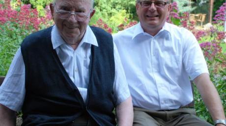 Robert Wippel gratulierte seinem Vorvorgänger zum 80. Geburtstag.  
