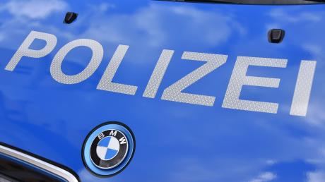 Die Polizei in der Region testet derzeit ein Elektroauto. Der BMW i3 wird momentan bei der Inspektion in Rain eingesetzt. Die Tauglichkeit sei hervorragend, meint Pressesprecher Paul Förg. Foto aufgenommen in Donauwörth.