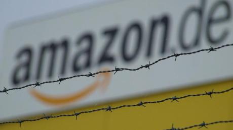Der Vize-Vorsitzende des Amazon-Betriebsrats soll sich rassistisch geäußert haben. Er wurde aber nicht verurteilt.