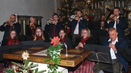 Mit einem hochkarätigen Konzert in der örtlichen Pfarrkirche ließ die Blaskapelle Scherstetten die Weihnachtsfeiertage ausklingen. 