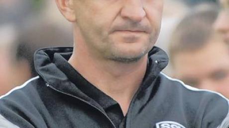 Einen hauptamtlichen Trainer soll es beim SSV Ulm 1846 Fußball in der kommenden Saison nicht geben. Janusz Gora muss sich einen weiteren Job suchen. 