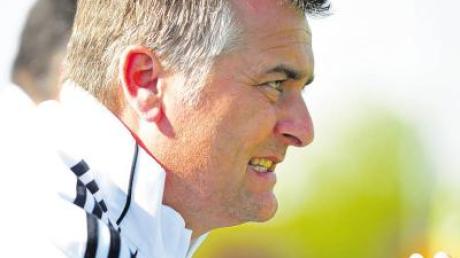 Für Trainer Stefan Tutschka und seinen FC Affing wird die Lage im Abstiegskampf der Landesliga Süd immer bedrohlicher. 