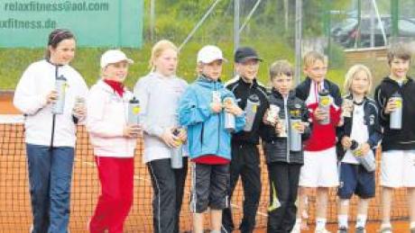 Zwei Mal die Plätze eins, drei und vier gab es für den Windacher Tennis-Nachwuchs beim Turnier in Schwabmünchen. 