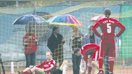 Niedergeschlagen: Der TSV Rott verlor das Relegationsspiel gegen Penzberg mit 3:4 nach Verlängerung. 