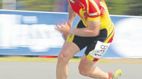 Gerold Schröter hat sich auf der Bahn im Vergleich zum Vorjahr deutlich verbessert und kam bei der süddeutschen Bahnmeisterschaft in Bayreuth über 1000 Meter in der AK 50 auf den dritten Platz.  