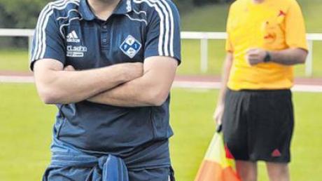 Erst skeptisch, dann froh: Illertissens Coach Holger Bachthaler. 