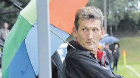 Seine neue Mannschaft, der Aufsteiger SV Ehingen-Ortlfingen, hat Trainer Paul Baumann bisher noch nicht im Regen stehen lassen. 