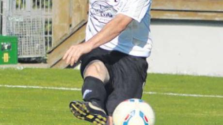 Ein Traumtor gelang Dinkelscherbens Michael Leutenmayr zuletzt gegen den TSV Wertingen. 