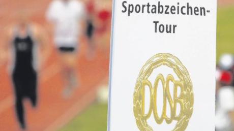 Eine große Vermarktungskampagne plant der Deutsche Olympische Sportbund pünktlich zum 100. Geburtstag des Sportabzeichens. Sehr zum Leidwesen vieler bayerischer Sportler. Sie müssen aufgrund der Reform nämlich auf das prestigereiche Bayerische Sport-Leistungsabzeichen verzichten. 