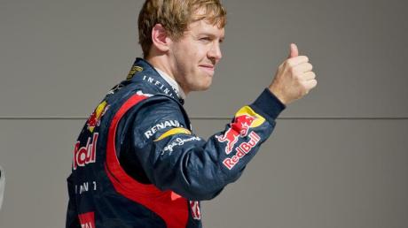 Formel 1 live im TV: Sebastian Vettel winkt beim GP von Brasilien der Weltmeister-Titel. Live können Sie das Rennen im TV bei RTL und sky verfolgen.