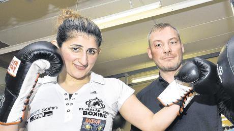 Der Countdown vor dem Comeback läuft: Rola El-Halabi mit Trainer Jürgen Grabosch. 