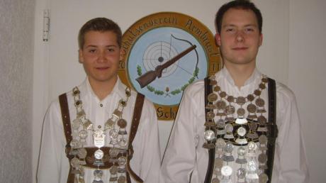 Lukas Melder (links/Jugend) und Martin Schmölz (Schützenklasse) regieren die Lauchdorfer Schützen. 