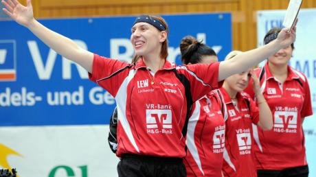Seht her, wir haben es geschafft. Katharina Schneider und die Tischtennis-Frauen des TTC Langweid beendeten die Saison 2012/13 in der Regionalliga Süd ohne einen einzigen Verlustpunkt. Sie hatten in allen Spielen das Heft in der Hand. 