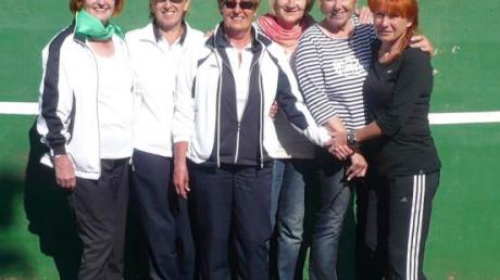 Die erfolgreichen Damen (von links): Emma Rid, Edith Heithoff, Elfi Negele, Marion Schmidmeir, Ilse Heymann und Helga Wagner. 
