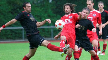 Florian Brandmair und Youngster Christoph Augustin (dunkles Trikot) setzten sich mit 3:1 zu Hause gegen den TSV Hollenbach durch. 
