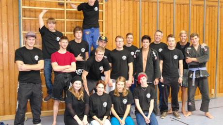 Das Ehinger Team „Jiu-Jitsu Alemao“ konnte bei den bayerischen Meisterschaften im Brazilian Jiu-Jitsu in Babenhausen zwei Titel holen. 
