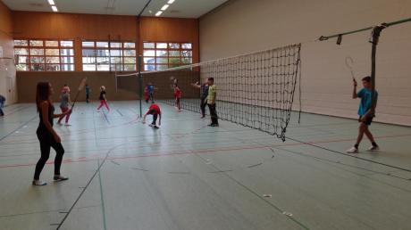 Auch Badminton stand an der Moll-Berczy-Mittelschule beim Mobilitäts- und Nachhaltigkeitstag auf dem Programm.  

