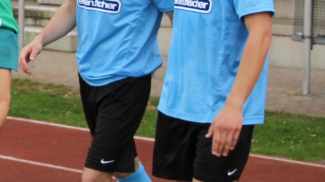 Zwei „Torgaranten“ des Nördlinger Landesligateams: Nico Oefele (rechts) hat in 31 Spielen bereits 23 Saisontreffer erzielt, Daniel Hensolt in nur 26 Spielen 17 Tore. Damit stehen sie auf den Plätzen eins und drei der aktuellen Torjägerliste.  
