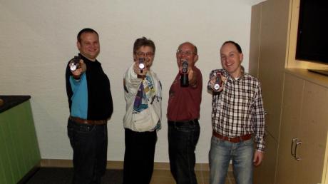 Marc Bolz, Martin Vill, Karl-Heinz Bader und Tobias Schuster schossen die erste Luftpistolenmannschaft der Gablinger in die Bezirksliga. 
