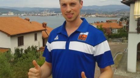 Emanuel Richter in seiner slowenischen Heimat, aber bereits im Giants-Shirt. 
