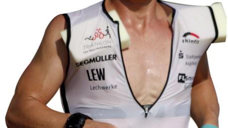 Mathias Bauer vom TSV Friedberg war beim Ironman-Triathlon in Barcelona in bestechender Form.
