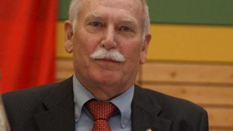 Bezirksvorsitzender Manfred Merkle zog vor der Winterpause eine Bezirksliga-Zwischenbilanz. 