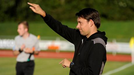 Markus Deibler wird ab der kommenden Saison beim derzeitigen Landesligisten FV Illertissen II an der Seitenlinie stehen. Er soll vor allem junge Spieler fördern und an die erste Mannschaft heranführen.  
