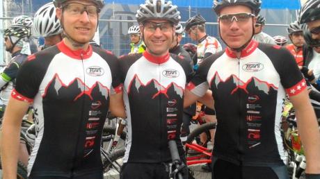 Felix Eberle, Daniel Rossmanith und Matthias Brenner (von links) vom Raceteam Radleck waren am Gardasee in guter Form.  	 	