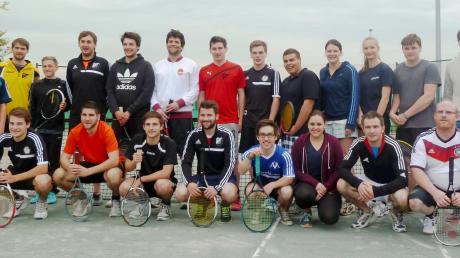 Die Teilnehmer des Vereinsturniers beim TC Maihingen/Utzwingen. 	