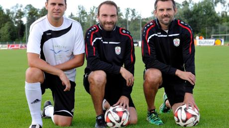 Die neuen Trainer beim VfL Kaufering (von rechts): Benjamin Enthart und Christian Ziegler betreuen die erste, Michale Stengelmair die zweite Mannschaft. 	