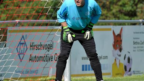 Thomas Greppmeir half bei den Fuchstalern aus: Der frühere Bayernliga-Keeper spielte zuletzt nur noch in der AH, sprang aber nach der Torhüter-Misere in der ersten Mannschaft der Füchse ein. 	